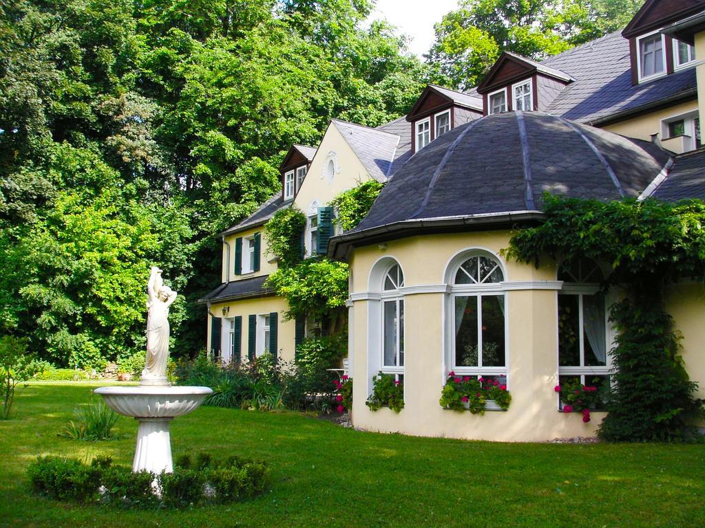 Hotel & Restaurant Bellevue Schmoelln Exterior foto